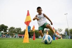 底特律老虎队王牌投手斯库巴尔在 2025 交易截止日前决定留队，拒绝多方报价