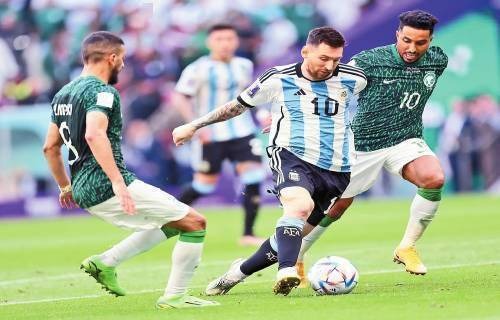 斯基拉：本菲卡正在关注科斯蒂奇，穆里尼奥对他十分赏识